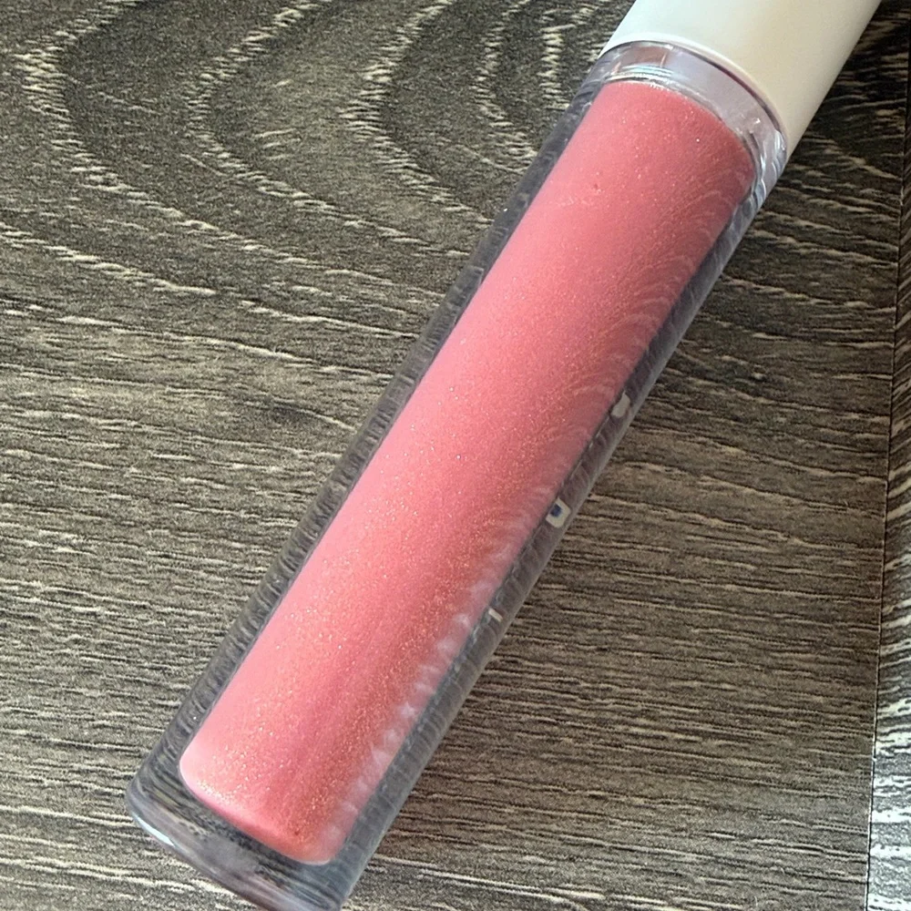 ❤️$12 NWT Rare Beauty Lip Gloss Shade Glimmer 3.3ml - Picture 6 of 6